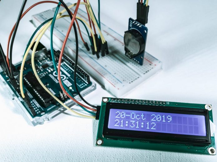Hiển thị thời gian thực trên LCD dùng Arduino và DS1307